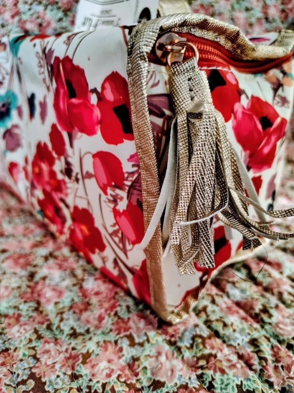 NWT Primrose Hill London Travel Cosmetics Tote Bag w/Handle Flowers/Poppies